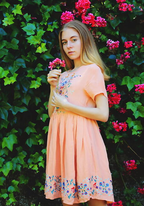 Luscious youthful Shayla in skirt in foot fetish show outside